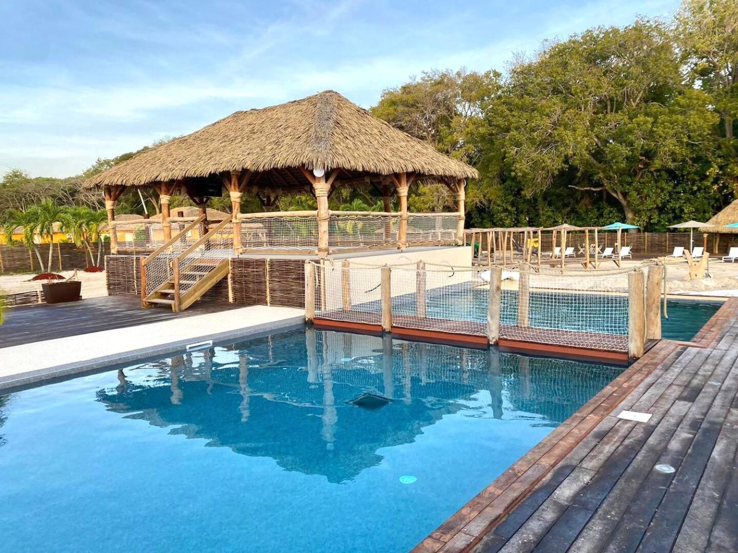 Bungalow La Kawannaise - Piscine, Terrasse, Plage Grand-Bourg  Exterior foto